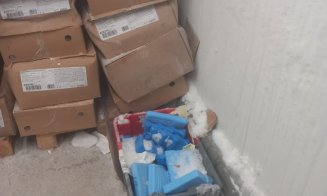 Probleme mari la magazinele PENNY și AUCHAN din Cluj. Protecția Consumatorilor a găsit ouă cu excremente, carne stricată și mizerie. Clienții erau păc