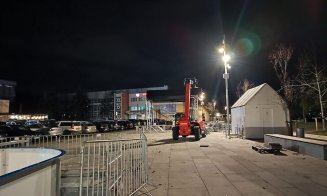 Scoateți patinele! Târgul de Iarnă de la Sala Sporturilor are gheața turnată