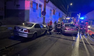 ACCIDENT în Cluj-Napoca, pe strada Paris. Victimă încarcerată