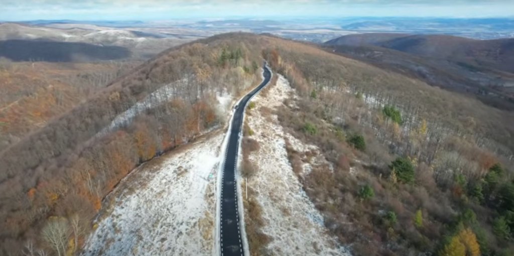 Se inaugurează primul tronson din "Transapuseana", spectaculoasa șosea montană cunoscută drept "Transalpina de Apuseni"