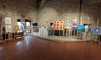 S-a deschis Salonul de Iarnă al Medicilor, expoziție cu lucrări de artă realizate de cadrele medicale din Cluj