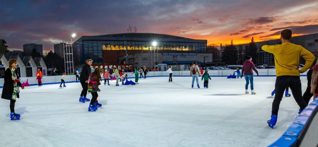 Ce se întâmplă cu parcarea de la Sala Sporturilor? Boc: "Știți vorba aia: 'întrebați mai sus!' Noi tot facem cereri, dar nu primim nici sala, nici terenul"