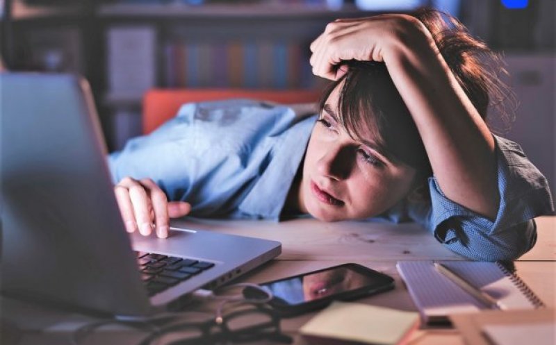 Romance Fraud, noul tip de înşelăciune care face victime. Avertismentul polițiștilor despre "capcana iluziei unei relaţii"