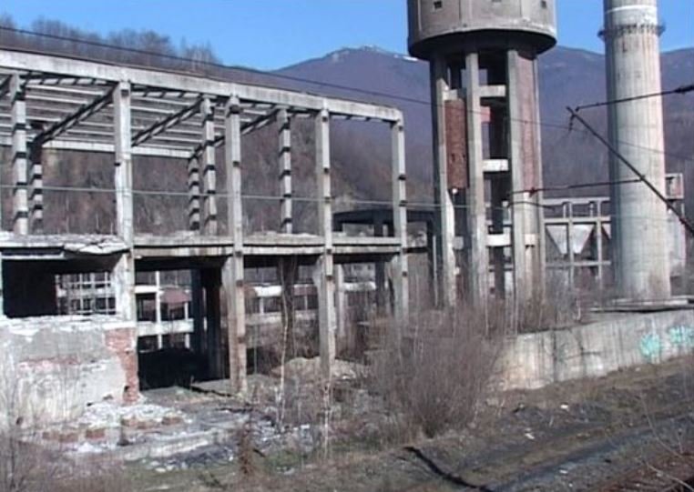 Noi detalii în cazul celor două adolescente de 15 ani care s-au sinucis! Mesajul cutremurător trimis de fete chiar înainte de a sări în gol: "Ne omorâm din cauza voastră"