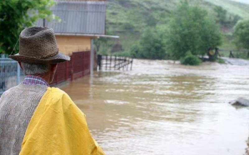 Clujul, sub ATENȚIONARE hidrologică! Cod PORTOCALIU și GALBEN de viituri și posibile inundații