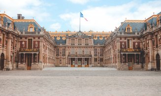 Alertă la Palatul Versailles. Oamenii au fost evacuați în urma unei amenințări cu bombă