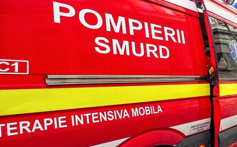 Accident pe A10, între Turda și Aiud. O mașină s-a izbit de parapet