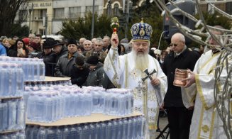Boboteaza 2024. La Catedrala Mitropolitană vor fi împărțite 20.000 de sticle cu apă sfințită