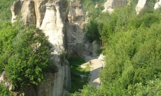 "Meteora" României se numeşte "Grădina Zmeilor" şi se află la doar 70 km de Cluj-Napoca. Îngrămădire spectaculoasă de stânci şi...