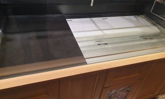 Probleme la food court-ul Vivo la început de an. Amenzi de 335.000 lei date de ANPC Cluj și 3 operatori închiși: „Aoleu! Aici e raiul șoarecilor”