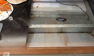 Probleme la food court-ul Vivo la început de an. Amenzi de 335.000 lei date de ANPC Cluj și 3 operatori închiși: „Aoleu! Aici e raiul șoarecilor”