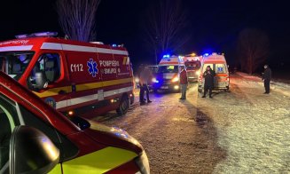 ACCIDENT grav cu 8 oameni înghesuiţi într-o maşină cu cauciucuri de vară. 2 copii au murit
