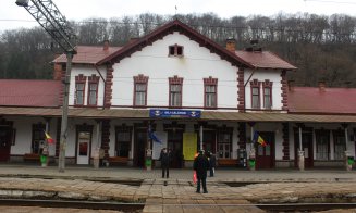 Circulaţie feroviară perturbată în staţia CF Dej Călători de pe raza regionalei Cluj, după ruperea unui pantograf