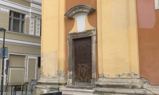 A dispărut teiul din fața Bisericii Piariștilor, de pe strada Universității. Activiștii de mediu critică decizia