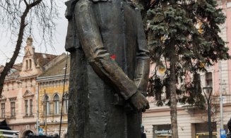Ziua Culturii Naționale, sărbatorită la Cluj! Ceremonie în fața Teatrului Național, la statuia Poetului Național Mihai Eminescu