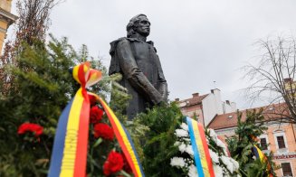Ziua Culturii Naționale, sărbatorită la Cluj! Ceremonie în fața Teatrului Național, la statuia Poetului Național Mihai Eminescu