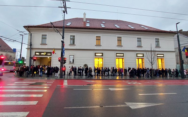 Muzeul Farmaciei din Cluj-Napoca și-a redeschide porțile: ''Suntem copleșiți de faptul că atât de mulți dintre voi ați fost la fel de entuziasmați și ați așteptat chiar și la coadă pentru a explora comorile istorice''