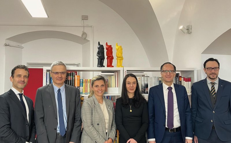 Ambasadorii Germaniei şi Franţei au marcat la Cluj-Napoca a 61-a aniversare a Tratatului de la Élysée: '' oraşul este "un loc simbolic" pentru România"