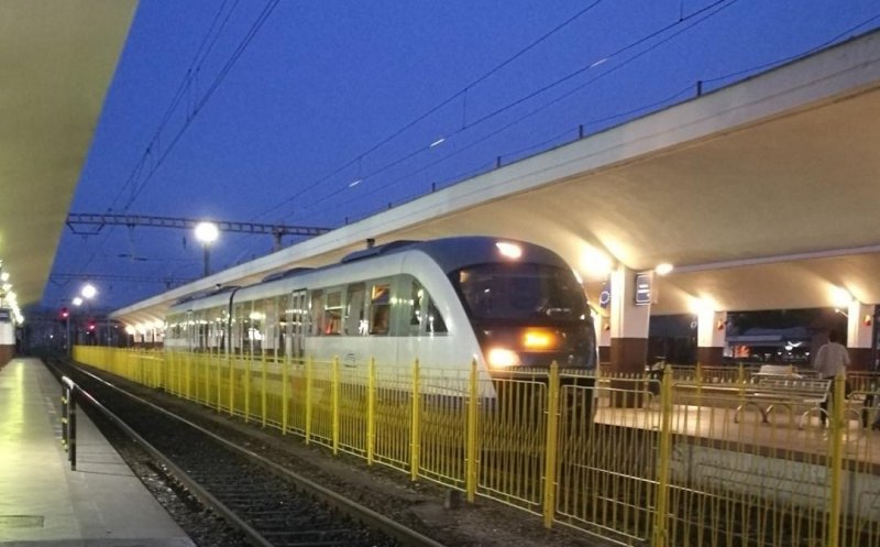 Românii au călătorit mai mult pe șine anul trecut. Cât au întârziat trenurile CFR