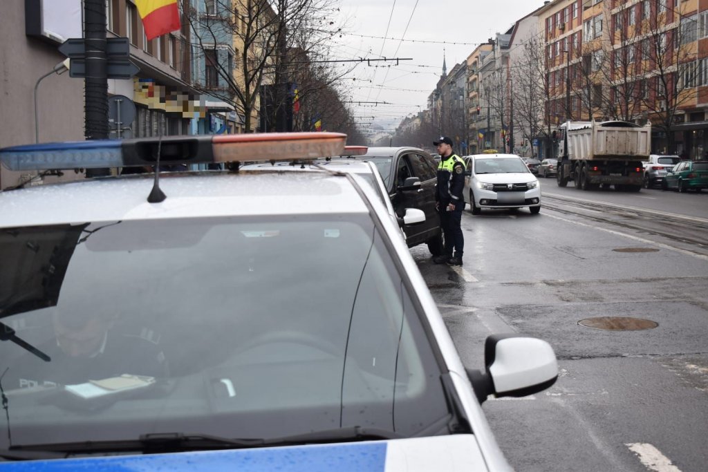 "Vânătoarea" de vitezomani s-a lăsat cu sute de amenzi la Cluj. Peste 20 de permise, reținute în trei ore