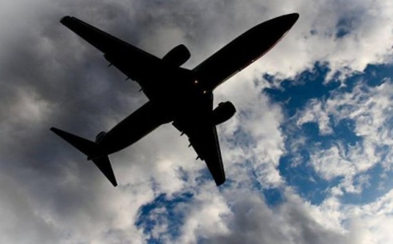 Un avion rusesc plin cu pasageri s-a prăbușit în apropiere de Ucraina. Sunt deja zeci de morți