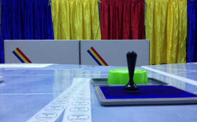 Europarlamentare: PSD - 31%, PNL-21%, AUR-19%, Alianţa Forţa Dreptei-PMP-USR - 14% (SONDAJ)