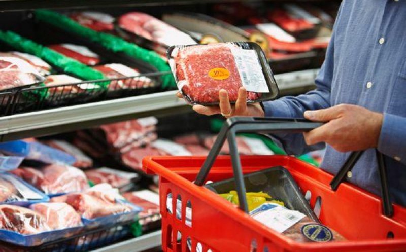 Ce se va întâmpla dacă magazinele scumpesc simțitor alimentele scoase din lista cu adaos limitat. Anunțul ministrului Agriculturii