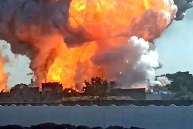 Cel puțin șapte morți și 75 de răniți în urma unei explozii la o fabrică de artificii din India