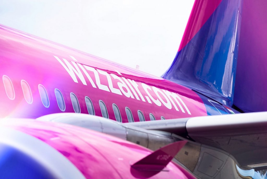 Daune de peste 40.000 euro de la Wizz Air după ce compania aeriană a transformat în coșmar vacanța unei familii