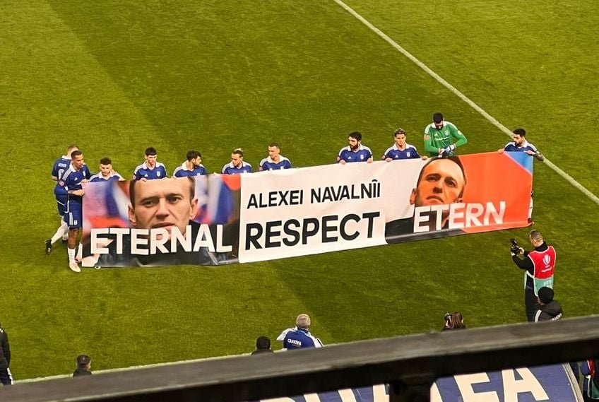 Moment de reculegere în memoria lui Aleksei Navalnîi la meciul FC U Craiova – CFR Cluj