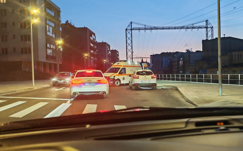 ACCIDENT în Cluj-Napoca. Pieton lovit pe trecere