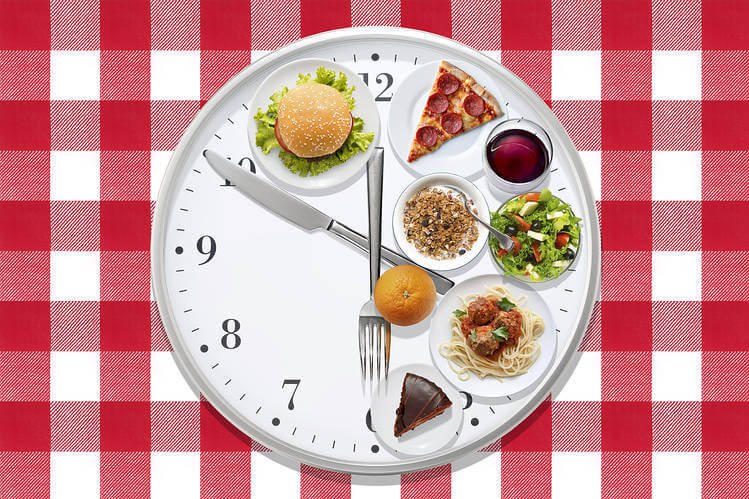 "Nu mâncați nimic după ora 18", o minciună despre nutriţie care îi irită pe dieteticieni