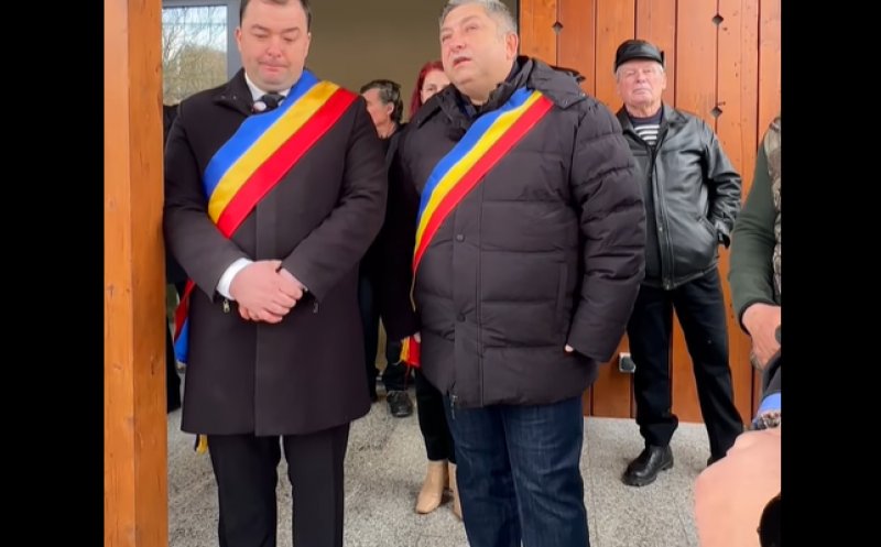 Alin Tișe, întâlnire cu primarul și locuitorii din Panticeu: „Comuna s-a dezvoltat cu adevărat în ultimii 4 ani”