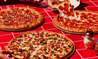 Rețetă pizza de casă. Se face rapid și iese delicioasă