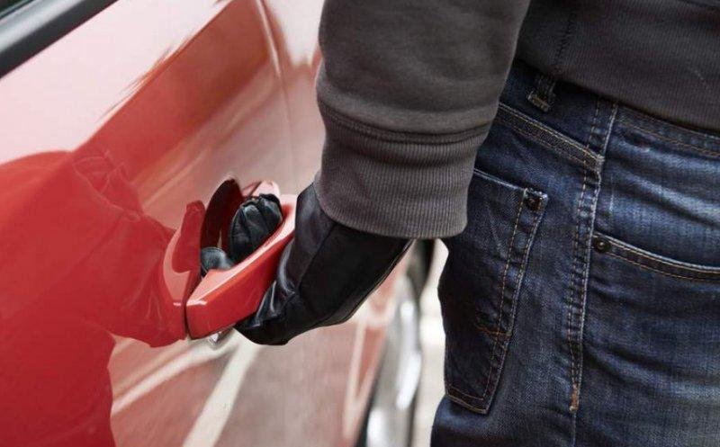 Neatenția costă: Clujean lăsat fără mașina pe care voia să o vândă, chiar de posibilul cumpărător