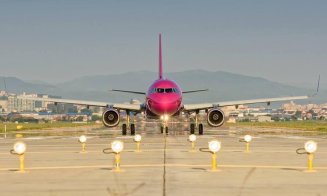 Poliția de Frontieră, detalii despre scandalul din avionul Wizz Air care a aterizat de urgență la Cluj: "A fost un conflict între trei pasageri beți. Unul a fost lovit în cap cu un telefon"