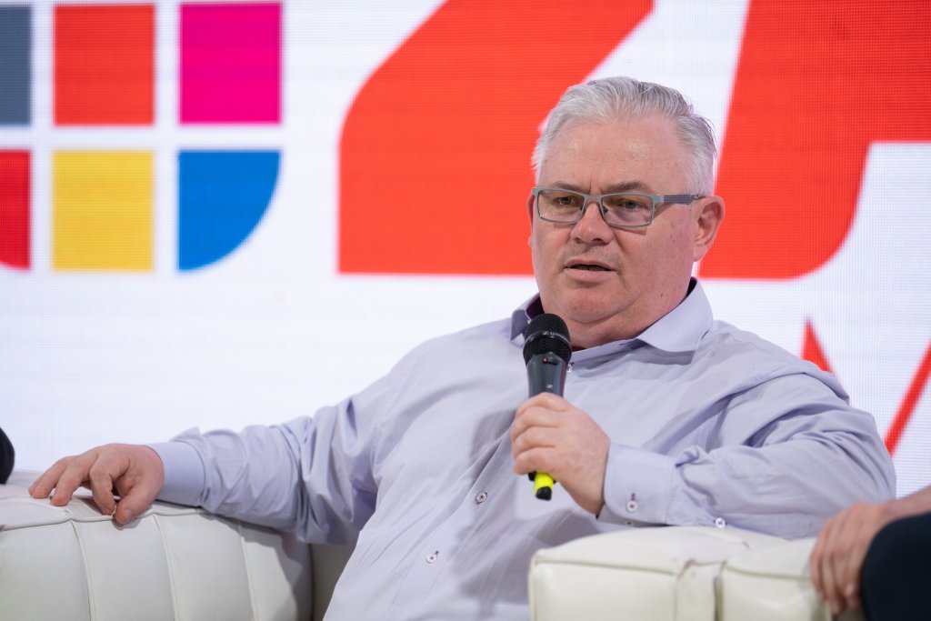 REPER și-a prezentat lista candidaților pentru Parlamentul European. Clujul este reprezentat de un profesor universitar