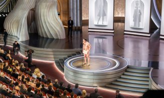 Cât de dezbrăcat a fost, de fapt, John Cena la Oscaruri? Fotografiile din culise