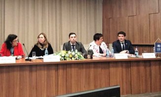 "Cu un zâmbet mai aproape de sănătate": Consultații gratuite cu Smilemobil-ul și activități educative derulate de UMF Cluj/ Zeci de localități din județ, fără cabinet stomatologic