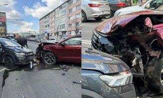 ACCIDENT rutier în Piața Mihai Viteazu! SMURD-ul la fața locului / Trafic blocat
