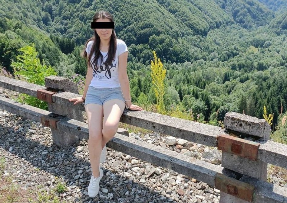 Cine este Andreea, tânăra găsită fără viață, după ce a fost înjunghiată de iubitul ei. Ea studia medicina și spera să salveze viețile oamenilor