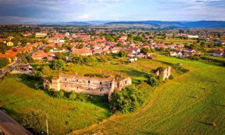 O ruină plină de legende din 1615: Castel din Transilvania, restaurat și transformat în HUB cultural / Se află la o oră jumătate de Cluj-Napoca