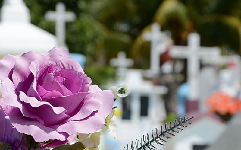 Şi-a DEZGROPAT prietenul MORT de o săptămână / Caz şocant care s-a lăsat cu dosar penal pentru profanare de cadavre