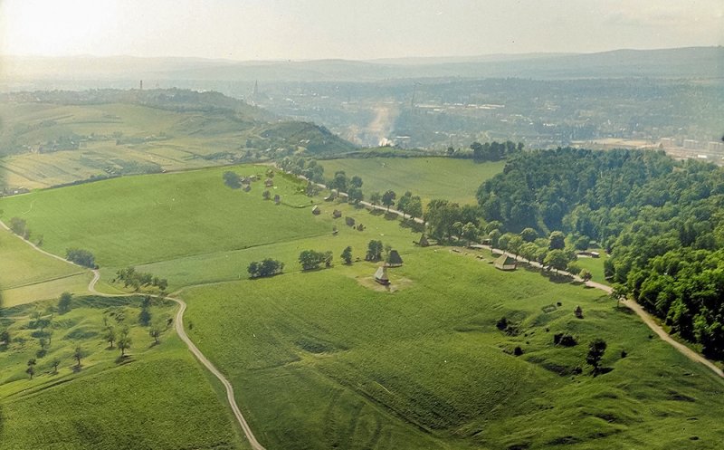 Imaginea zilei! Cum arăta Parcul Etnografic „Romulus Vuia” în urmă cu 60 de ani