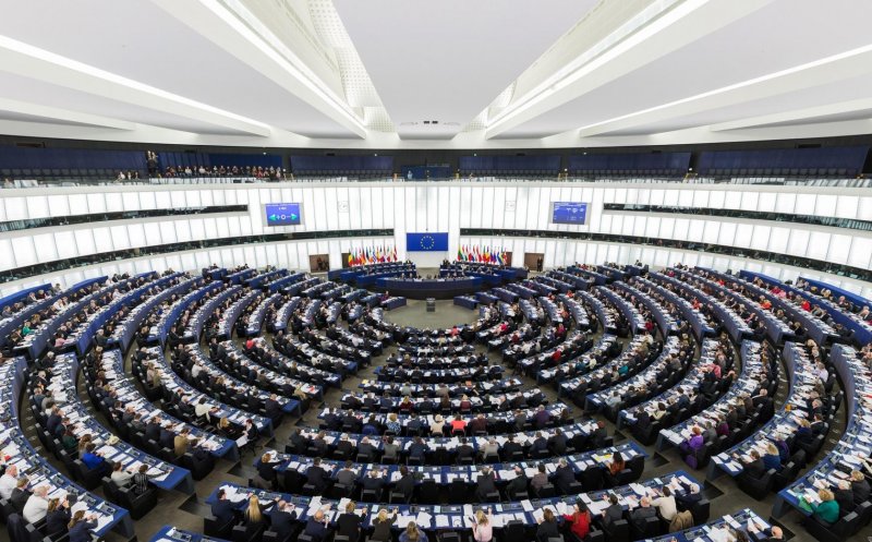 Pactul Migraţiei şi Azilului, adoptat de Parlamentul European