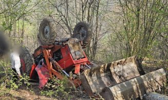 Un bărbat a fost prins sub un TRACTOR, într-o localitate din Cluj. Elicopterul SMURD a fost alertat