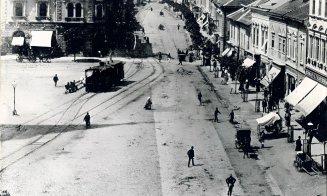 Plimbare în centrul Clujului, la începutul secolului XX