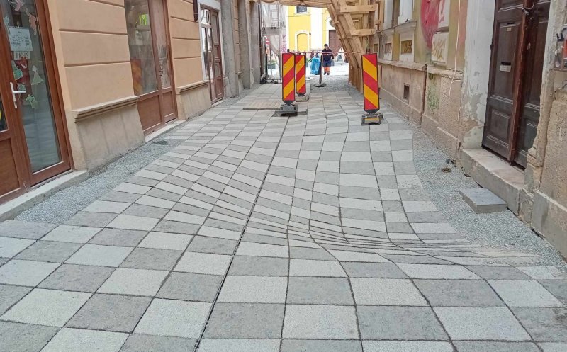 Strada din centrul Clujului care îți provoacă amețeli