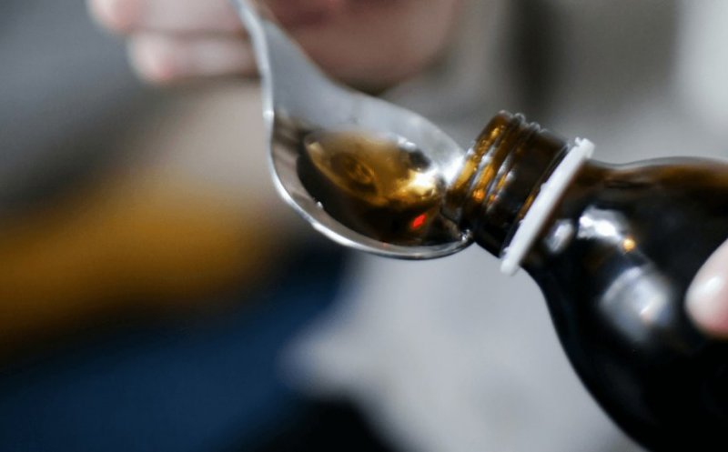 Sirop de tuse pentru copii, retras de pe piață, de mai multe țări, din cauza unei toxine