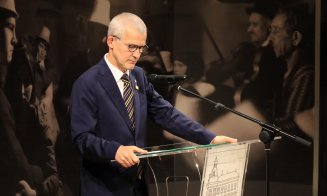 E oficial: Hotelul Melody din centrul Clujului NU mai e hotel / La tăiat panglici pentru clădirea renovată cu bani de la Guvernul Ungariei
